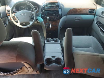 Zdjęcie 8 z 13 samochodu: 2005 TOYOTA SIENNA LE 7 PASSENGER VIN:5TDZA23C15S291540 - miniatura