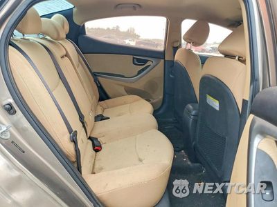 Zdjęcie 10 z 12 samochodu: 2013 HYUNDAI ELANTRA GLS VIN:5NPDH4AE8DH416852 - miniatura