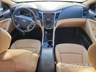 Zdjęcie 8 z 12 samochodu: 2011 HYUNDAI SONATA HYBRID VIN:KMHEC4A46BA001572 - miniatura