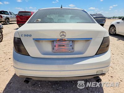 Zdjęcie 6 z 12 samochodu: 2009 MERCEDES-BENZ C 300 VIN:WDDGF54X39R041254 - miniatura