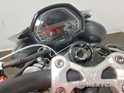 Zdjęcie 7 z 10 samochodu: 2024 TRIUMPH MOTORCYCLE STREET TRIPLE 765 R VIN:SMTA604S6RTBL7376 - miniatura