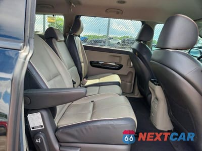 Zdjęcie 11 z 13 samochodu: 2017 KIA SEDONA SX VIN:KNDMC5C18H6305328 - miniatura