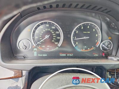 Zdjęcie 9 z 13 samochodu: 2017 BMW X5 XDRIVE50I VIN:5UXKR6C30H0J85250 - miniatura