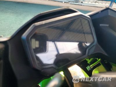 Zdjęcie 7 z 8 samochodu: 2024 KAWASAKI EX500 A VIN:ML5EXGJ12RDA25504 - miniatura