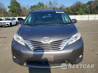 Piąte zdjęcie samochodu w środku: 2017 TOYOTA SIENNA XLE 8-PASSENGER VIN:5TDYZ3DC3HS875161 - miniatura