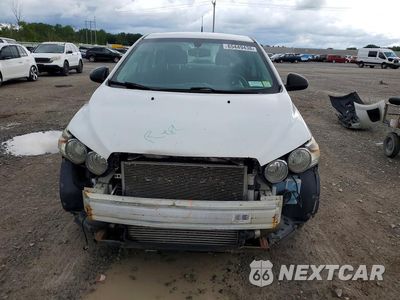 Piąte zdjęcie samochodu w środku: 2014 CHEVROLET SONIC LT VIN:1G1JC5SB6E4224986 - miniatura