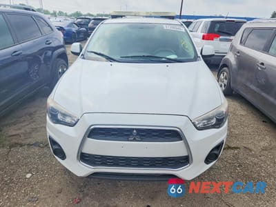 Piąte zdjęcie samochodu w środku: 2015 MITSUBISHI OUTLANDER SPORT ES VIN:4A4AP3AU2FE015803 - miniatura