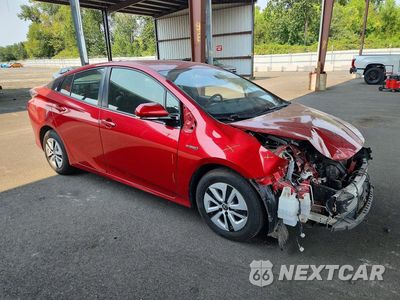 Czwarte zdjęcie samochodu z boku: 2017 TOYOTA PRIUS THREE VIN:JTDKARFU4H3537176 - miniatura
