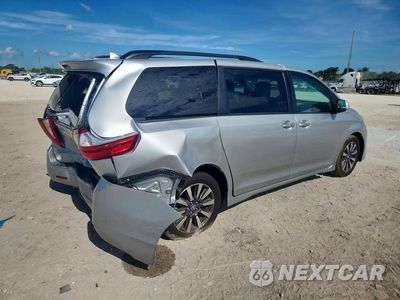 Trzecie zdjęcie samochodu z tyłu: 2019 TOYOTA SIENNA LIMITED 7-PASSENGER VIN:5TDYZ3DC1KS019154 - miniatura