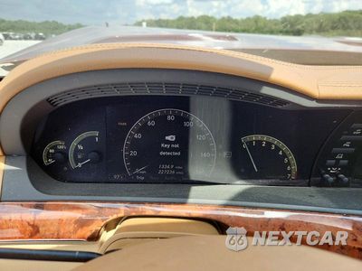 Zdjęcie 9 z 12 samochodu: 2008 MERCEDES-BENZ S 550 VIN:WDDNG71XX8A175485 - miniatura