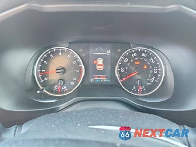 Zdjęcie 9 z 14 samochodu: 2019 TOYOTA RAV4 XLE PREMIUM VIN:2T3A1RFV8KW081045 - miniatura