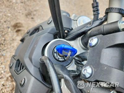 Zdjęcie 8 z 9 samochodu: 2015 YAMAHA FZ07 VIN:JYARM06E0FA005048 - miniatura