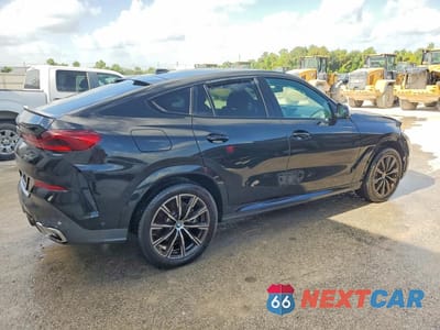 Trzecie zdjęcie samochodu z tyłu: 2025 BMW X6 XDRIVE40I VIN:5UX33EX09S9X77510 - miniatura