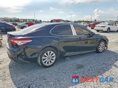 Trzecie zdjęcie samochodu z tyłu: 2018 TOYOTA CAMRY LE VIN:JTNB11HK7J3038905 - miniatura