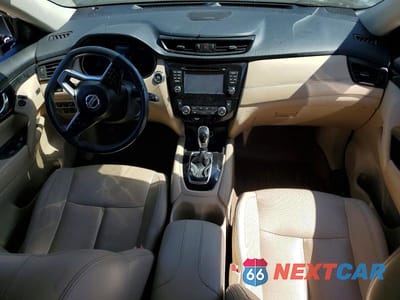 Zdjęcie 8 z 14 samochodu: 2017 NISSAN ROGUE SL VIN:5N1AT2MV4HC769846 - miniatura