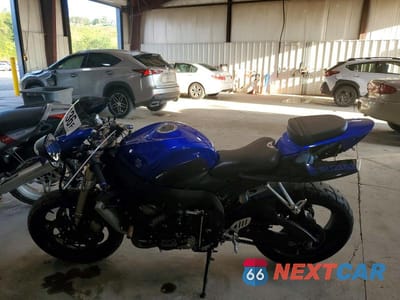 Trzecie zdjęcie samochodu z tyłu: 2007 SUZUKI GSX-R600 VIN:JS1GN7DA072111734 - miniatura