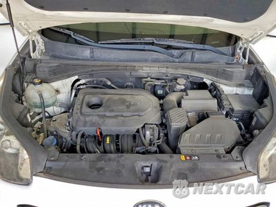 Zdjęcie 12 z 13 samochodu: 2017 KIA SPORTAGE LX VIN:KNDPMCAC6H7223109 - miniatura