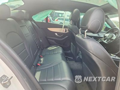 Zdjęcie 10 z 12 samochodu: 2019 MERCEDES-BENZ C 300 4MATIC VIN:55SWF8EB1KU319105 - miniatura