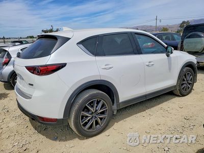 Trzecie zdjęcie samochodu z tyłu: 2017 MAZDA CX-5 GRAND TOURING VIN:JM3KFADL7H0184986 - miniatura