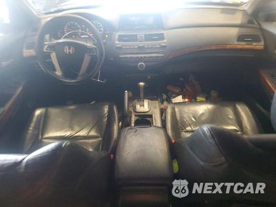 Zdjęcie 8 z 12 samochodu: 2011 HONDA ACCORD EXL VIN:1HGCP2F89BA004127 - miniatura