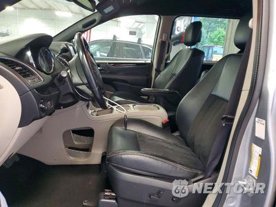 Zdjęcie 7 z 14 samochodu: 2019 DODGE GRAND CARAVAN SXT VIN:2C4RDGCG2KR773722 - miniatura
