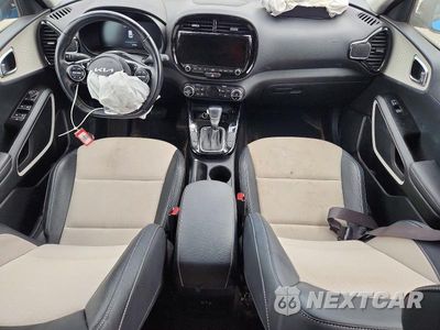 Zdjęcie 8 z 12 samochodu: 2023 KIA SOUL GT LINE VIN:KNDJ53AU5P7196463 - miniatura