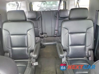 Zdjęcie 10 z 13 samochodu: 2017 CHEVROLET SUBURBAN K1500 LT VIN:1GNSKHKC6HR308121 - miniatura