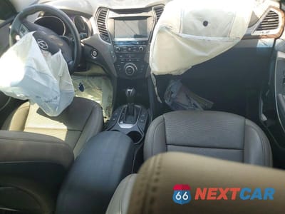 Zdjęcie 8 z 13 samochodu: 2017 HYUNDAI SANTA FE SPORT 2.0T ULTIMATE VIN:5XYZW4LA5HG491964 - miniatura