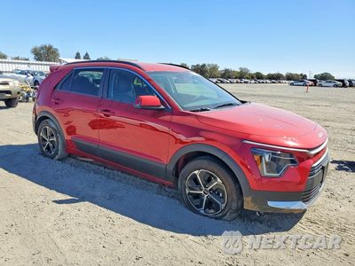 Czwarte zdjęcie samochodu z boku: 2024 KIA NIRO EX VIN:KNDCR3LE8R5157481 - miniatura