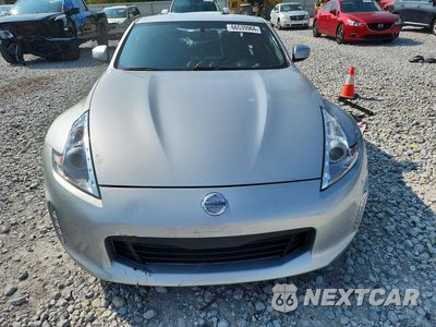 Piąte zdjęcie samochodu w środku: 2016 NISSAN 370Z SPORT TECH VIN:JN1AZ4EH3GM930996 - miniatura