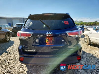 Zdjęcie 6 z 13 samochodu: 2016 TOYOTA HIGHLANDER XLE VIN:5TDJKRFH8GS267944 - miniatura