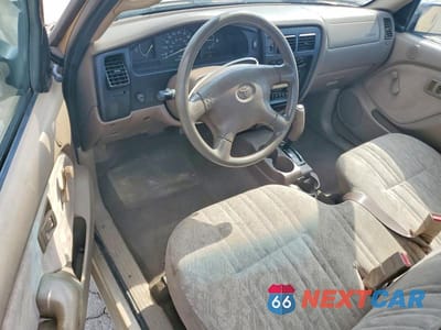 Zdjęcie 8 z 13 samochodu: 2002 TOYOTA TACOMA BASE VIN:5TENL42N42Z069662 - miniatura
