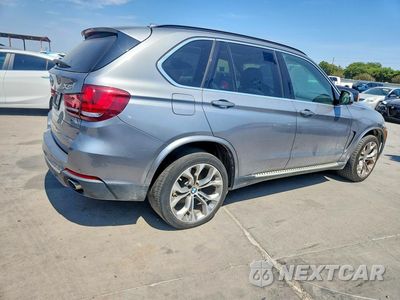 Trzecie zdjęcie samochodu z tyłu: 2016 BMW X5 SDRIVE35I VIN:5UXKR2C58G0R72875 - miniatura