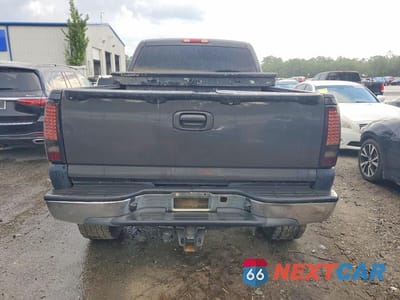 Zdjęcie 6 z 12 samochodu: 2004 GMC SIERRA K2500 HEAVY DUTY VIN:1GTHK23U24F172900 - miniatura