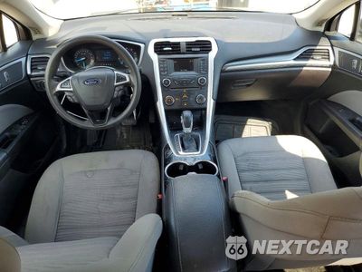 Zdjęcie 8 z 12 samochodu: 2016 FORD FUSION S VIN:3FA6P0G71GR199116 - miniatura