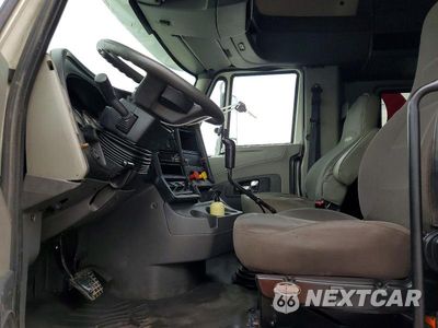 Zdjęcie 7 z 14 samochodu: 2015 INTERNATIONAL PROSTAR TRUCK TRACTOR SEMI TRUCK VIN:3HSDJAPR4FN510898 - miniatura