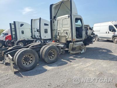 Trzecie zdjęcie samochodu z tyłu: 2023 FREIGHTLINER CASCADIA 126 SEMI TRUCK VIN:3AKJHLDR8PDUG2030 - miniatura