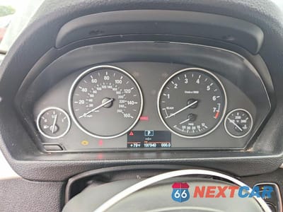 Zdjęcie 9 z 12 samochodu: 2014 BMW 320 I XDRIVE VIN:WBA3C3C51EF984001 - miniatura
