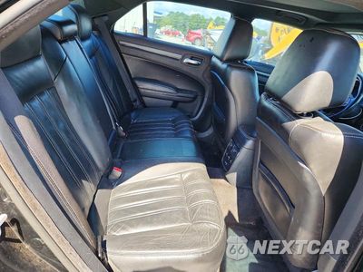 Zdjęcie 10 z 13 samochodu: 2015 CHRYSLER 300 S VIN:2C3CCABG6FH763556 - miniatura