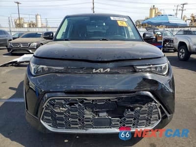 Piąte zdjęcie samochodu w środku: 2023 KIA SOUL GT LINE VIN:KNDJ53AU0P7841844 - miniatura