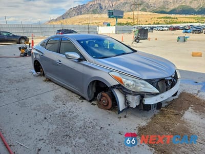 Czwarte zdjęcie samochodu z boku: 2012 HYUNDAI AZERA BASE VIN:KMHFG4JG1CA149875 - miniatura