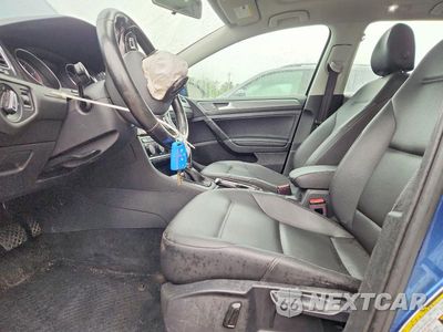 Zdjęcie 7 z 13 samochodu: 2018 VOLKSWAGEN GOLF SPORTWAGEN S VIN:3VWD17AUXJM751711 - miniatura