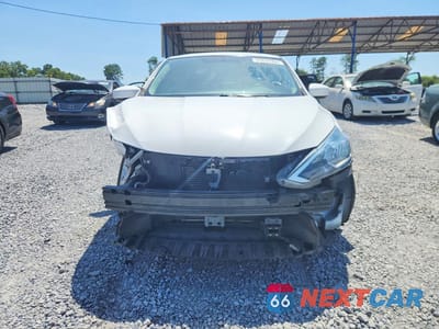 Piąte zdjęcie samochodu w środku: 2019 NISSAN SENTRA SV VIN:3N1AB7AP0KY299178 - miniatura