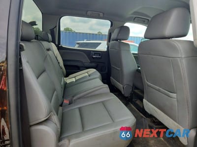 Zdjęcie 10 z 12 samochodu: 2019 CHEVROLET SILVERADO K3500 VIN:1GC4KVCY8KF186753 - miniatura