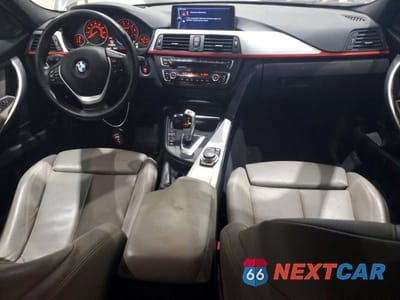 Zdjęcie 8 z 12 samochodu: 2013 BMW 328 XI VIN:WBA3B3C50DF538987 - miniatura