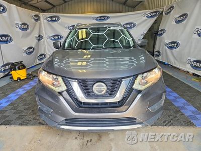 Piąte zdjęcie samochodu w środku: 2020 NISSAN ROGUE SV VIN:JN8AT2MTXLW016112 - miniatura