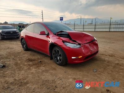 Czwarte zdjęcie samochodu z boku: 2021 TESLA MODEL Y VIN:5YJYGDEE5MF267846 - miniatura
