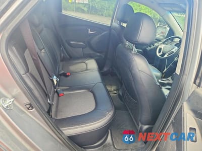 Zdjęcie 11 z 13 samochodu: 2013 HYUNDAI TUCSON GLS VIN:KM8JU3AC5DU723386 - miniatura