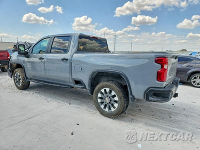 Drugie zdjęcie samochodu z przodu: 2025 CHEVROLET SILVERADO K2500 CUSTOM VIN:2GC4KMEY7S1132486 - miniatura
