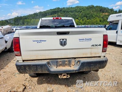 Zdjęcie 6 z 13 samochodu: 2014 RAM 2500 VIN:3C6UR5CJ1EG225451 - miniatura